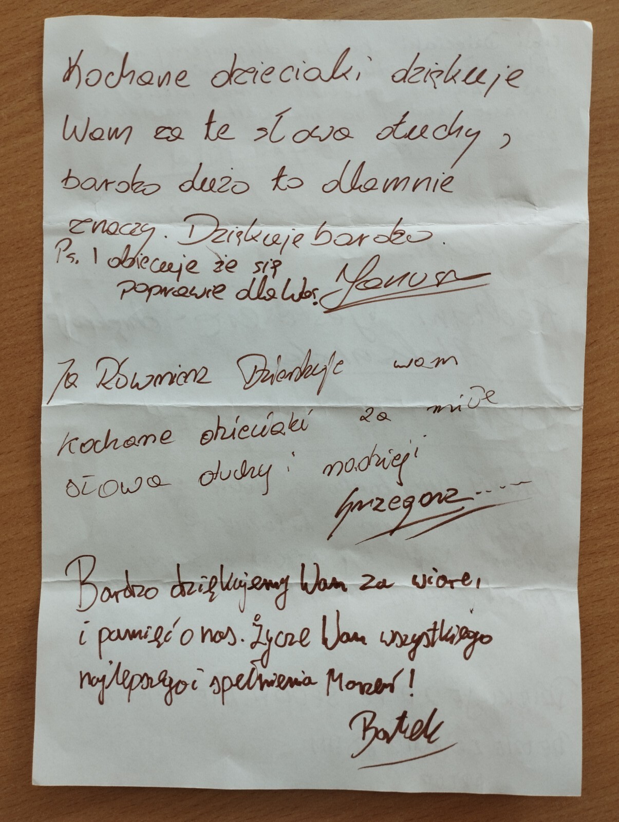 Listy napisane przez więźniów
